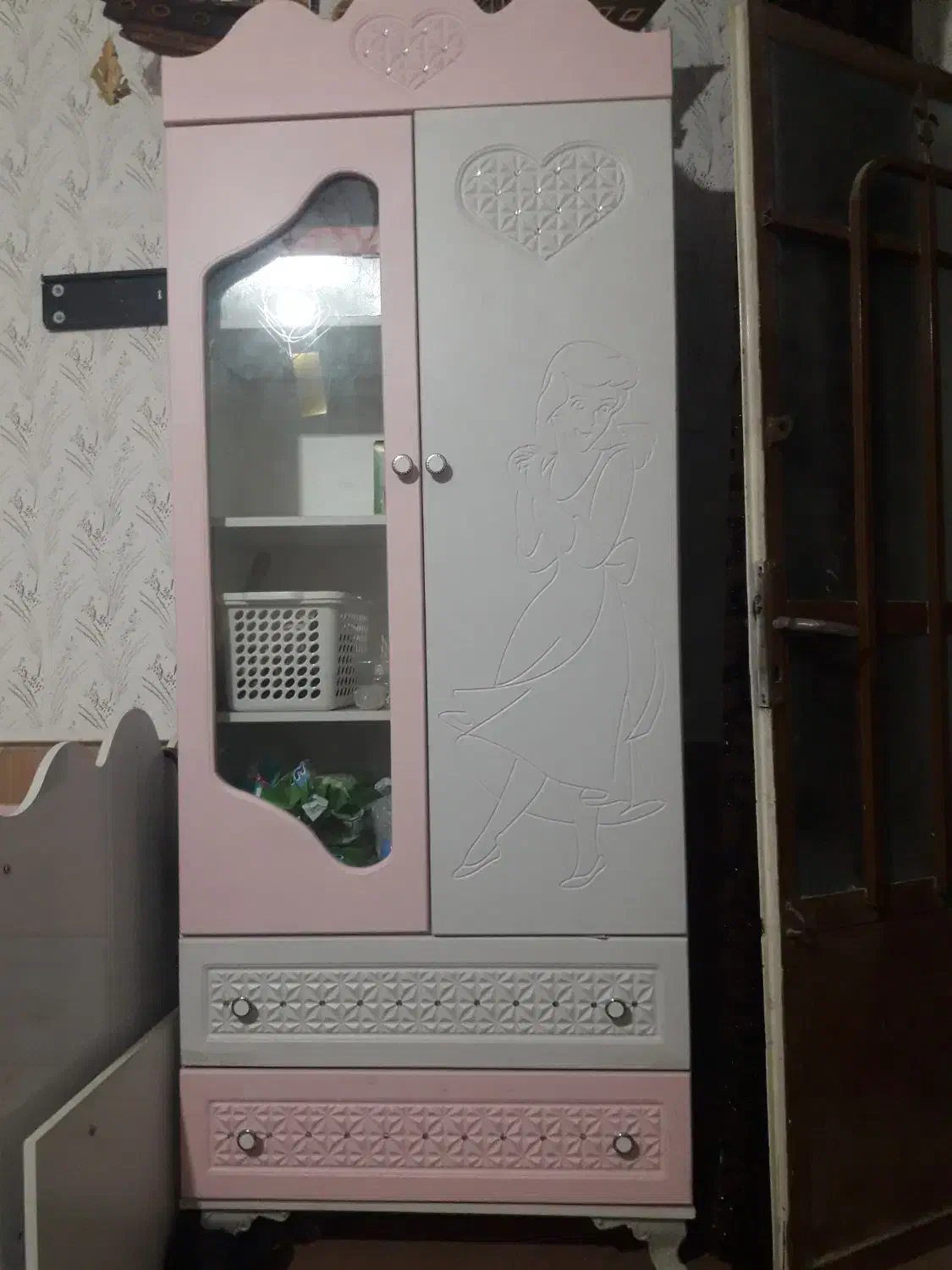 کمد کودک وتخت گهواره ای|اسباب و اثاث بچه|مشهد, شهرک مطهری|دیوار