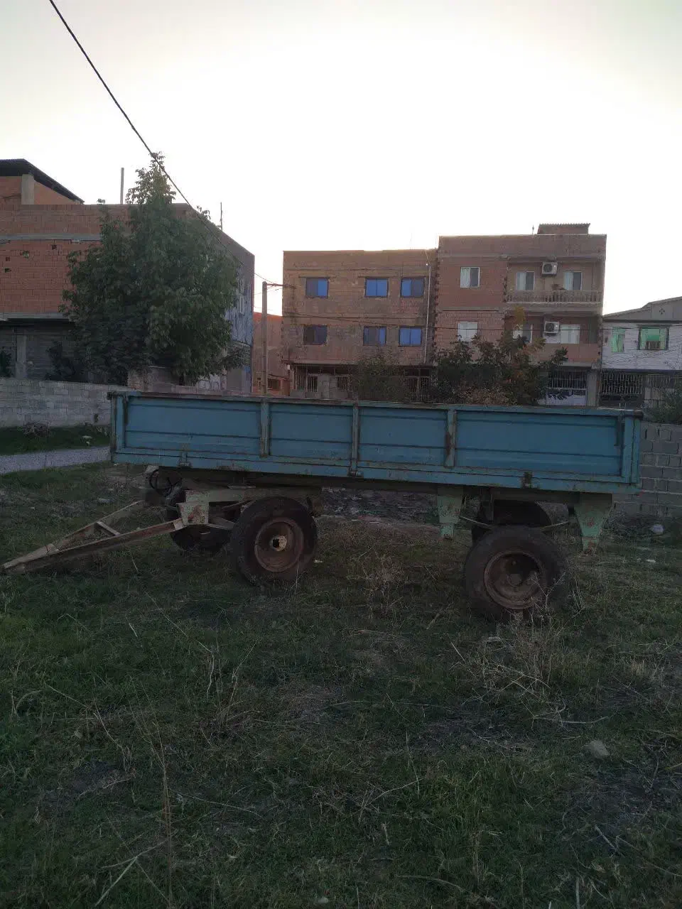 تریلی چهار چرخ دو محور جفت جک|خودرو سنگین|گنبد کاووس, |دیوار