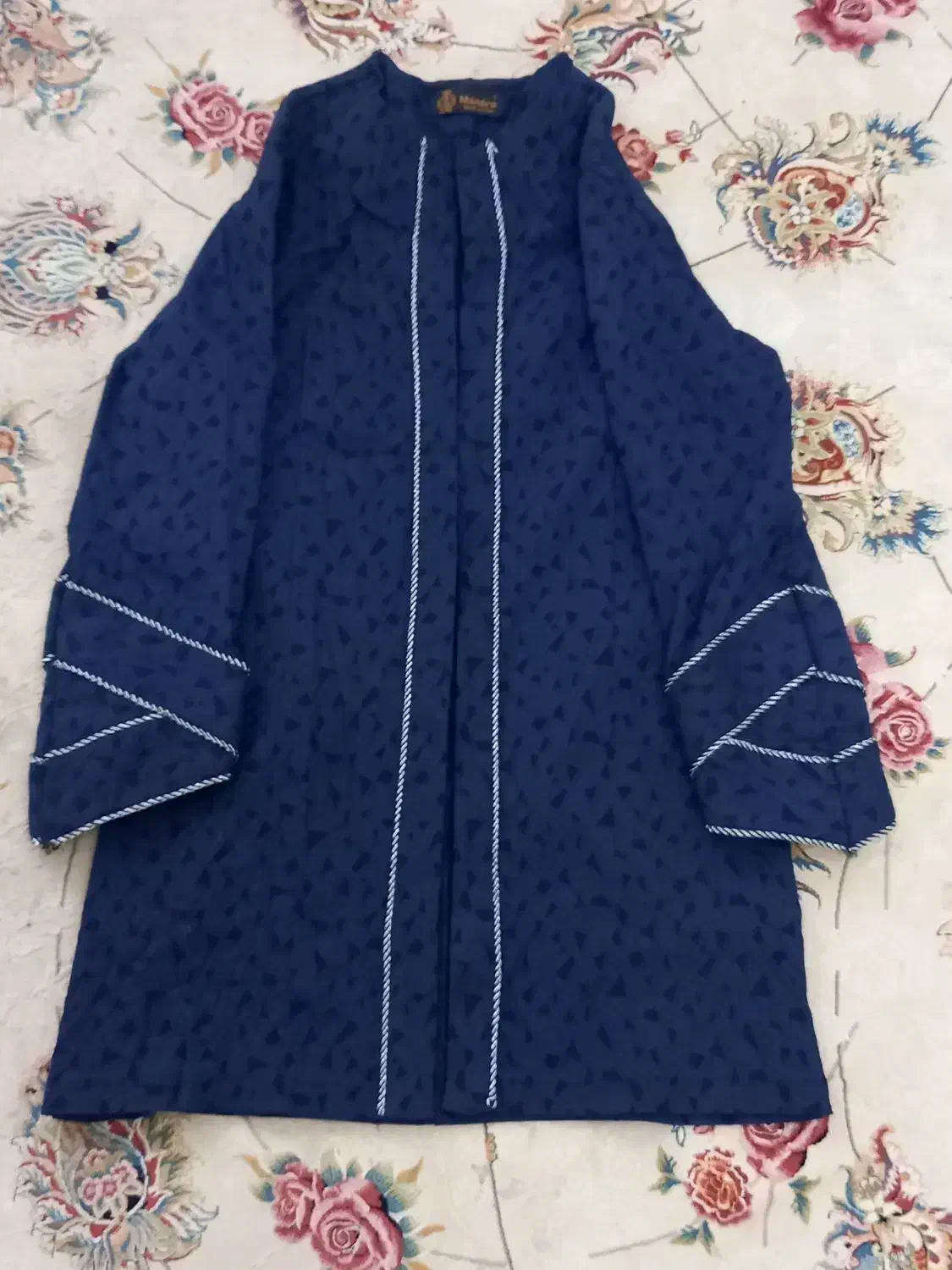 مانتو|لباس|نیشابور, خط کاشمر|دیوار