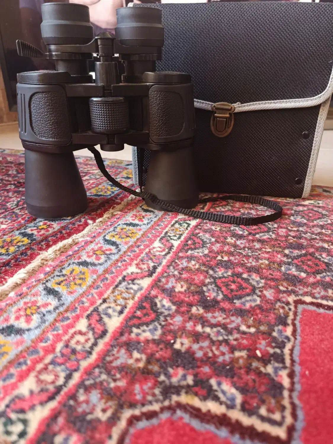 دوربین|دوربین عکاسی و فیلم‌برداری|کیش, |دیوار