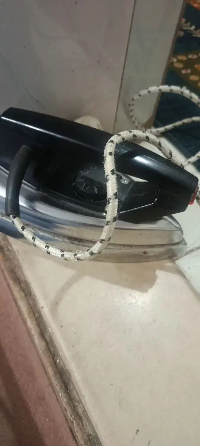 اتو سنگین قدیمی|اتو و لوازم اتو|بومهن, |دیوار