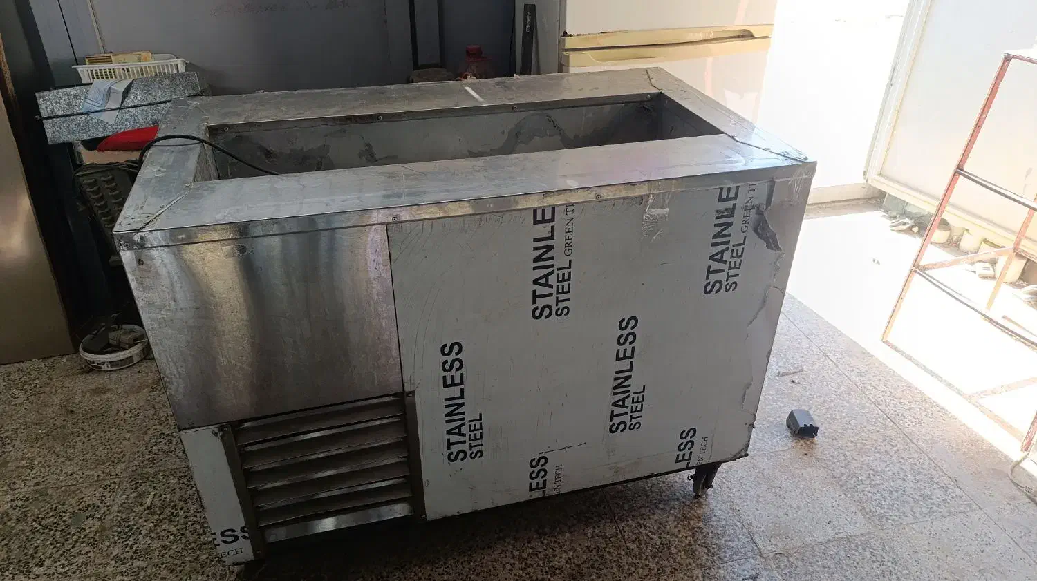 یخچال تاپینگ|کافی‌شاپ و رستوران|خمینی‌شهر, |دیوار