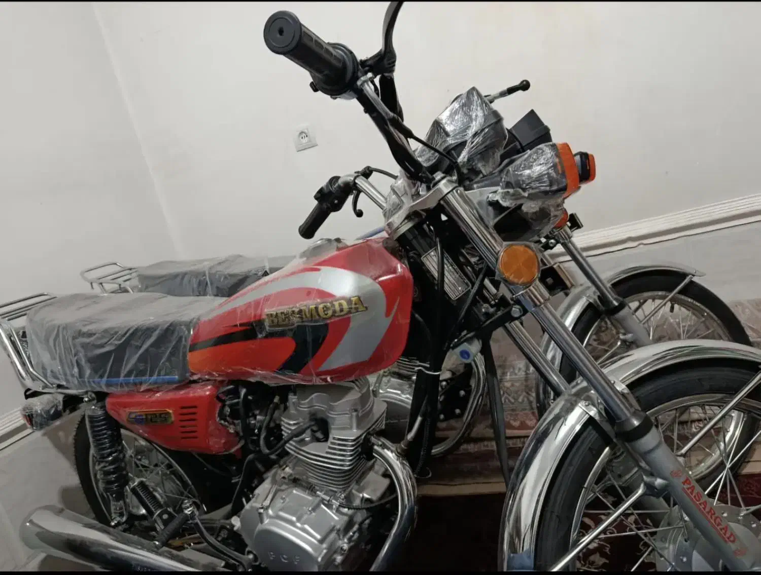 برمودا125فول انژکتورمدل1403|موتورسیکلت|شیراز, شهرک امام حسین|دیوار