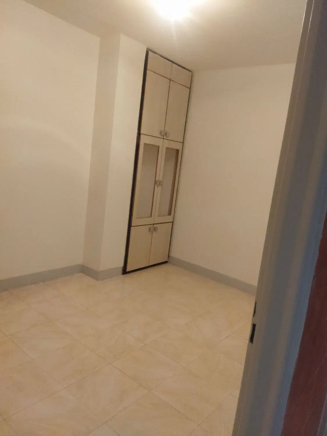 رهن اجاره آپارتمان دوخوابه تخلیه 150با8ملیون اجاره|اجارهٔ آپارتمان|شاهینشهر, خانه کارگر|دیوار