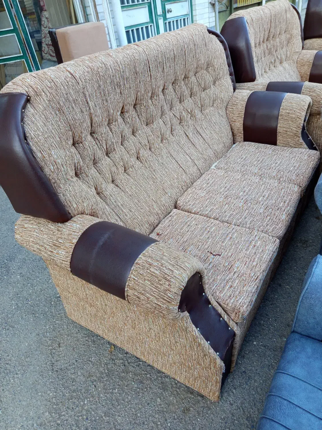 مبل راحتی کارکرده|مبلمان خانگی و میز عسلی|جلفا, |دیوار