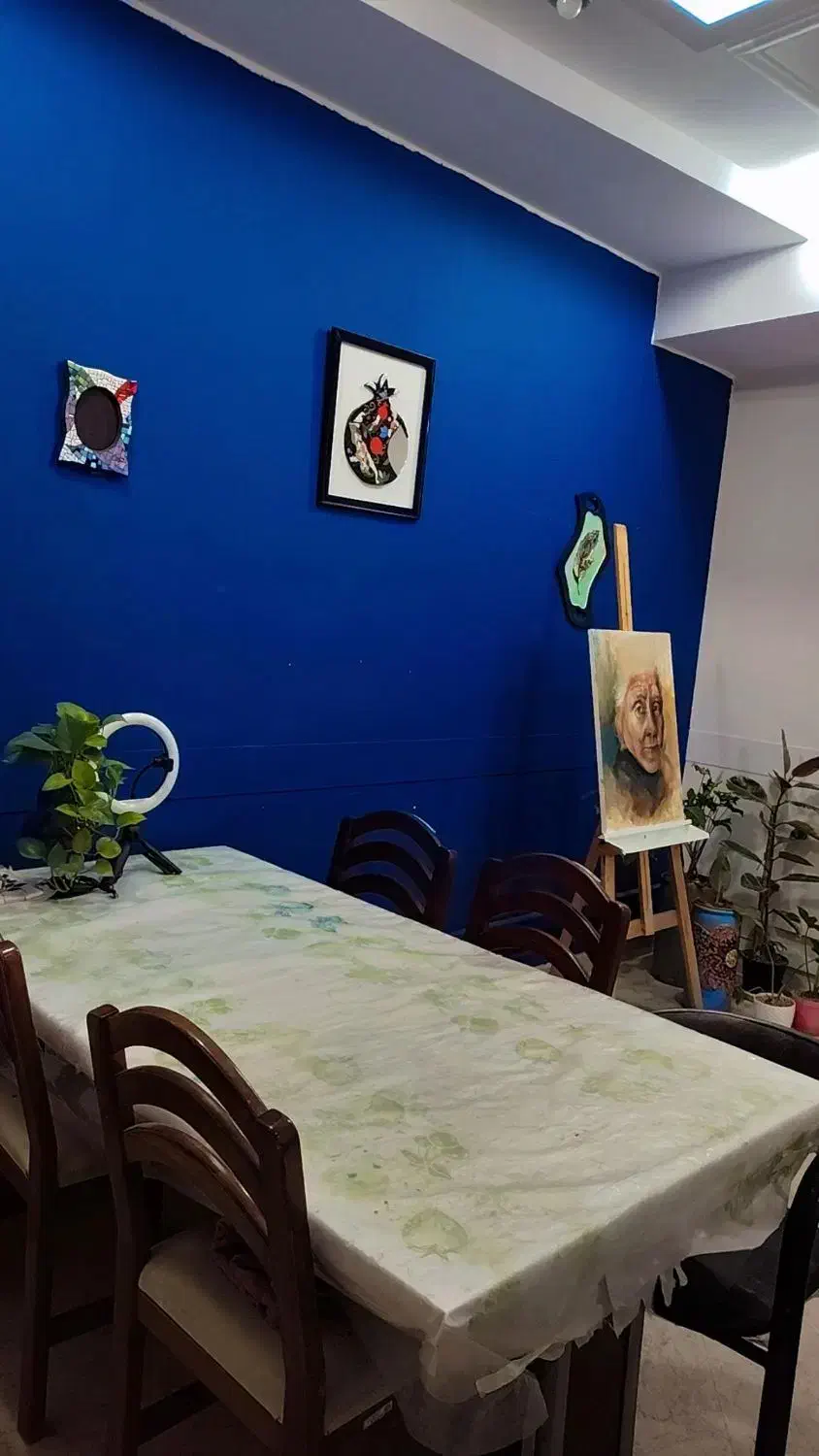 اجاره اتاق (محل کار) روزانه|اجارهٔ کوتاه‌مدت دفتر کار و فضای آموزشی|تهران, حصار بوعلی|دیوار