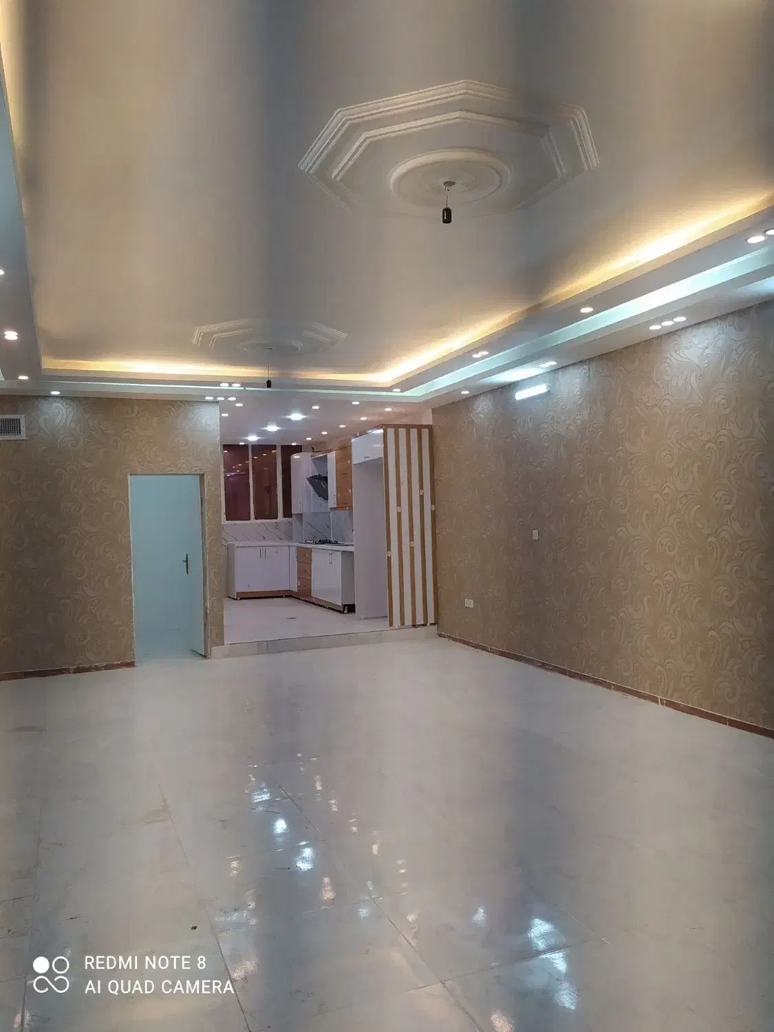 120متری طبقه اول حاشیه طبرسی شمالی 24|فروش آپارتمان|مشهد, طبرسی شمالی|دیوار