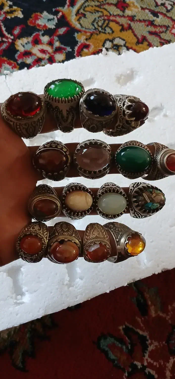 انگشتر بدلیجات|بدلیجات|نیشابور, کشتارگاه|دیوار