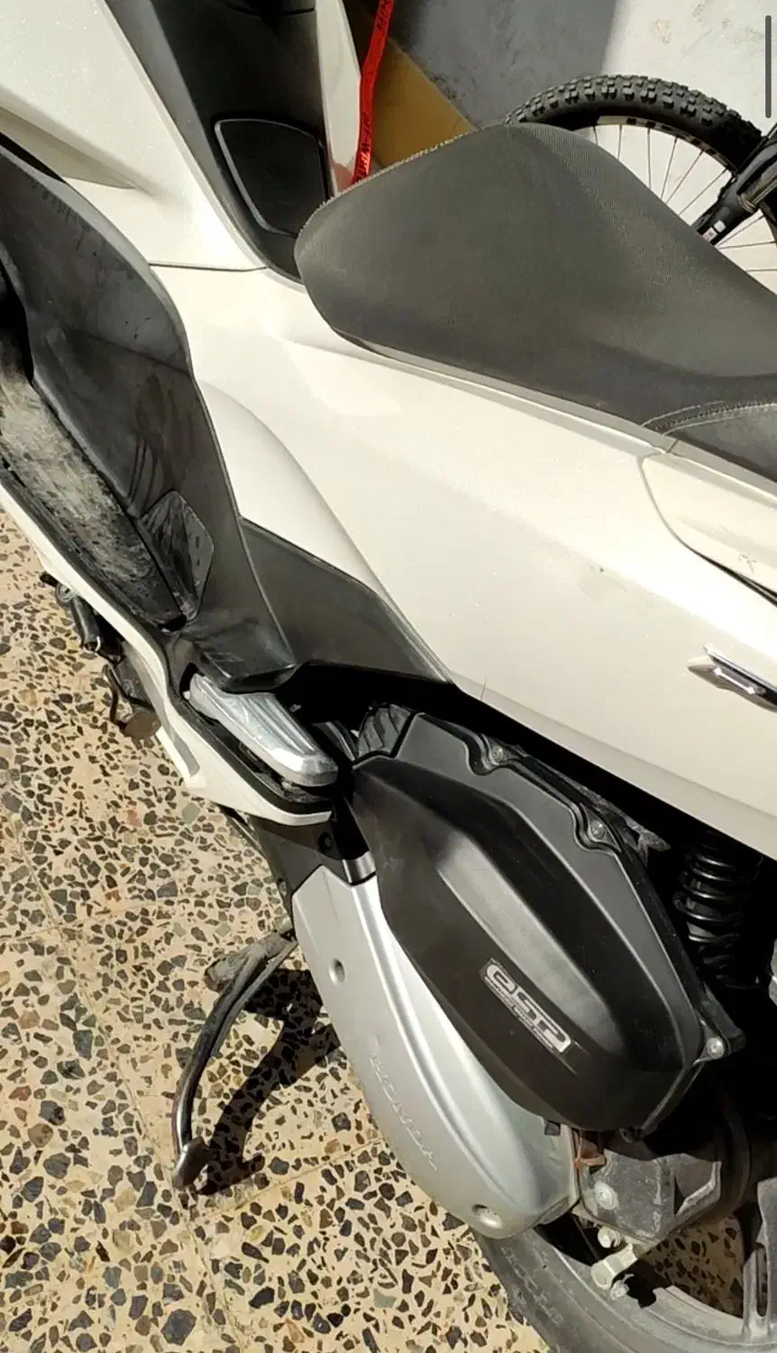 pcx 125cc|موتورسیکلت|دوگنبدان, |دیوار