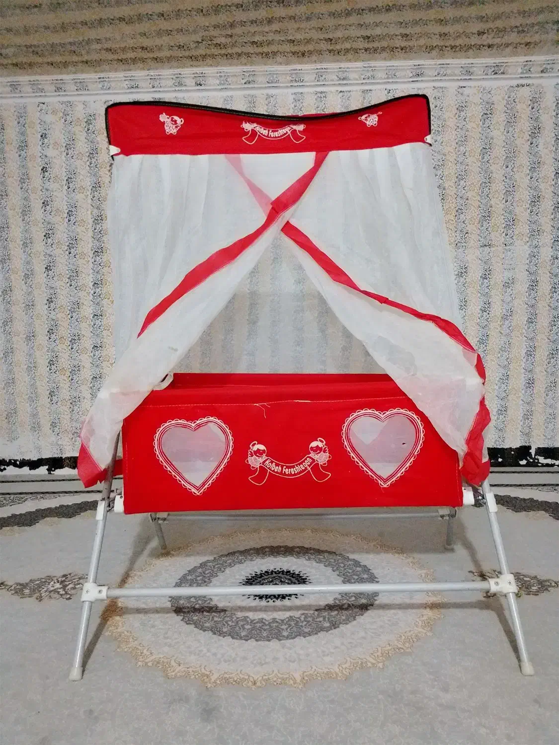 گهواره|اسباب و اثاث بچه|یاسوج, |دیوار