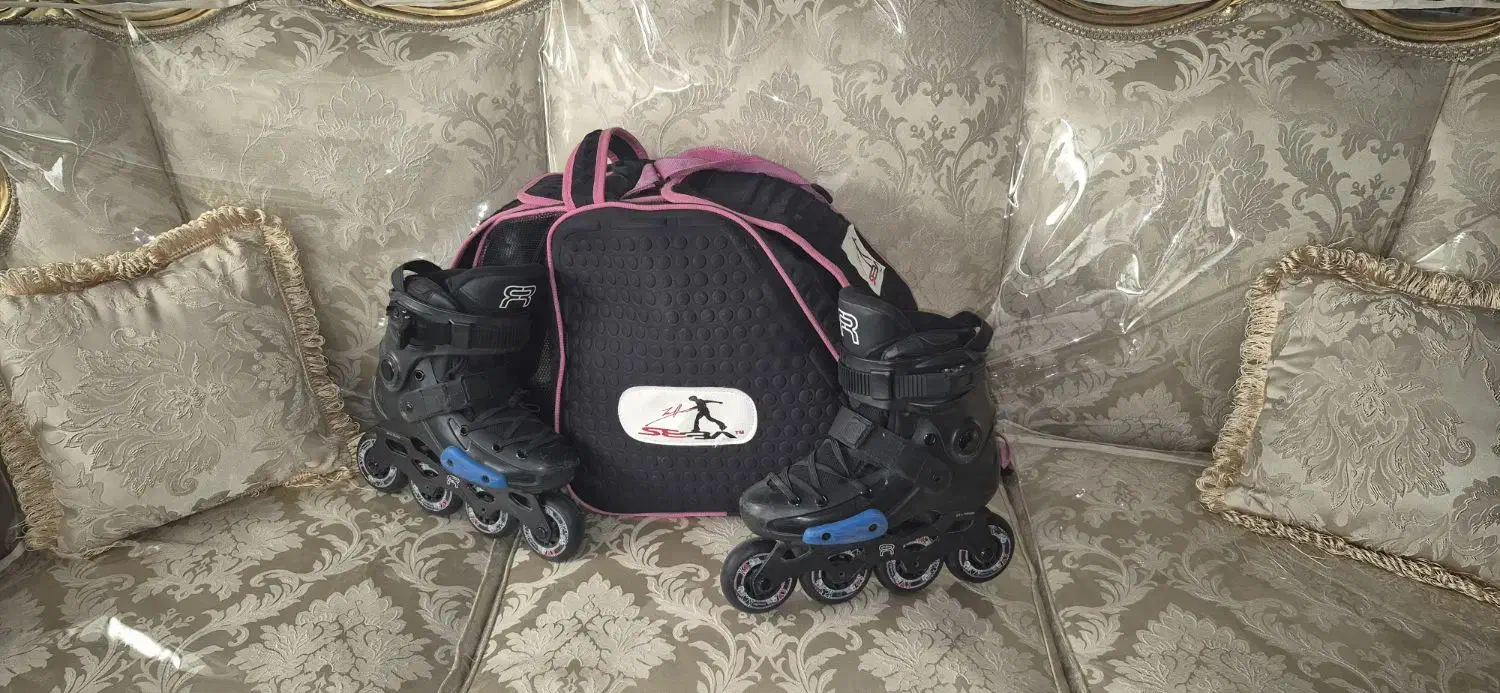 اسکیت حرفه ای کم کار سایز ۳۵ تا ۳۷ و کیف|دوچرخه، اسکیت، اسکوتر|همدان, |دیوار