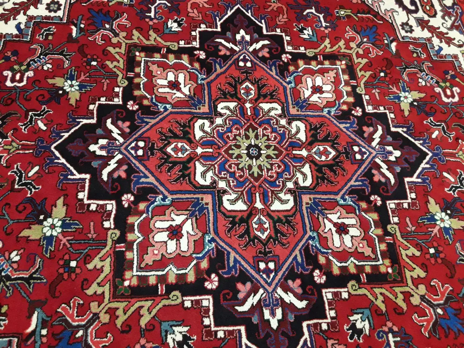 فرش دست باف|فرش|میاندوآب, |دیوار