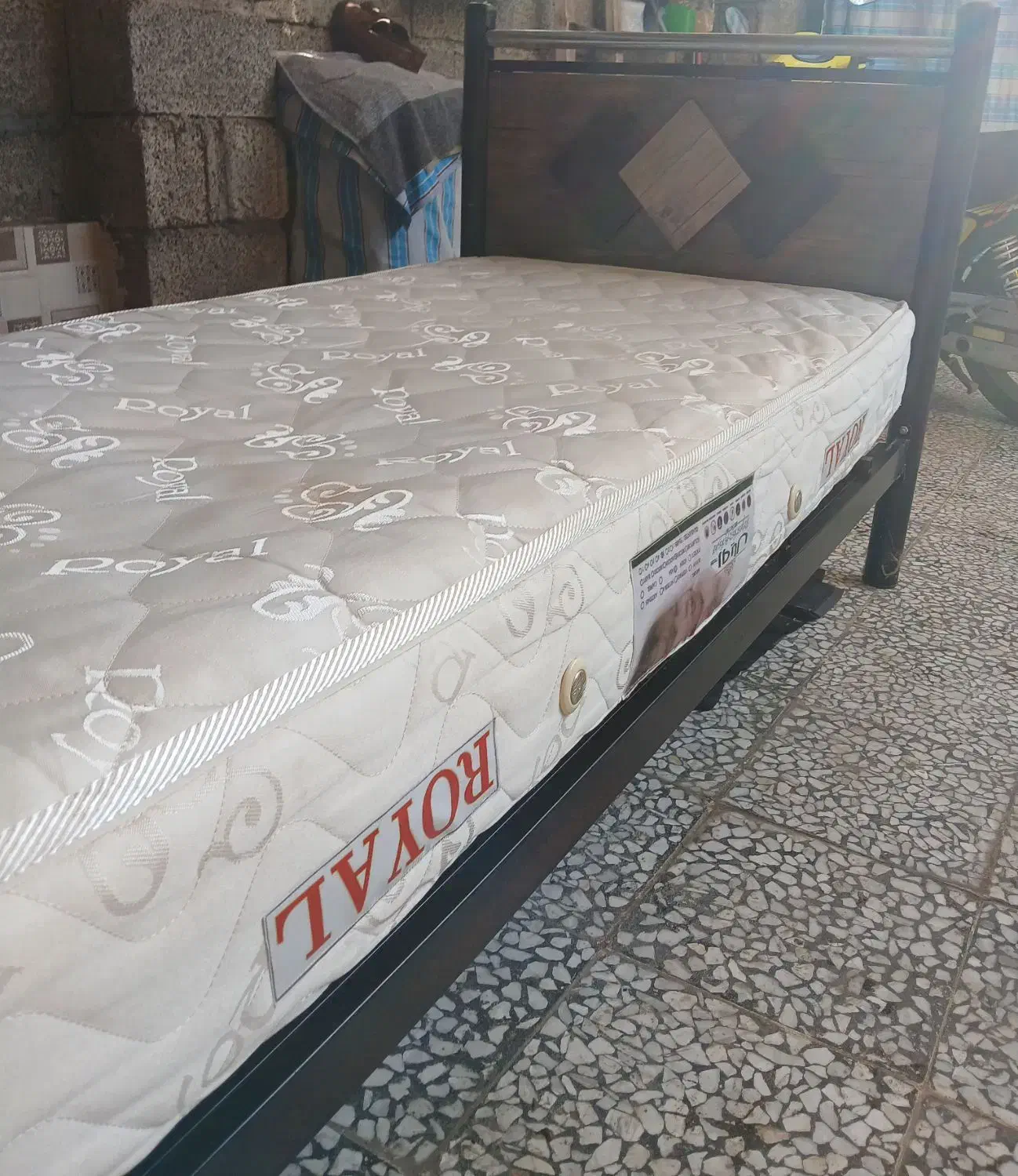 تخت وتشک ۱نفره|تشک تختخواب|لنگرود, |دیوار