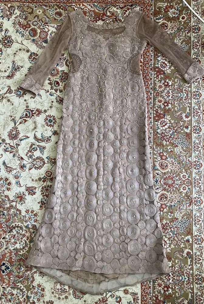 لباس|لباس|تاکستان, |دیوار