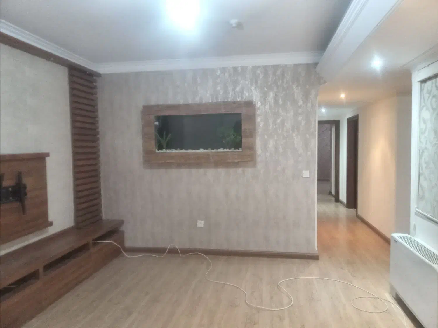 دروس، صالح حسینی، ۲۰۰ متر، ۳ خواب، فرعی دنج و مشجر