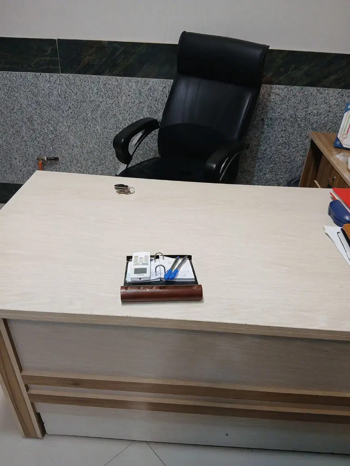 اجاره محوطه۲۶۰ متری جهت کارواش|اجارهٔ مغازه و غرفه|بیرجند, |دیوار