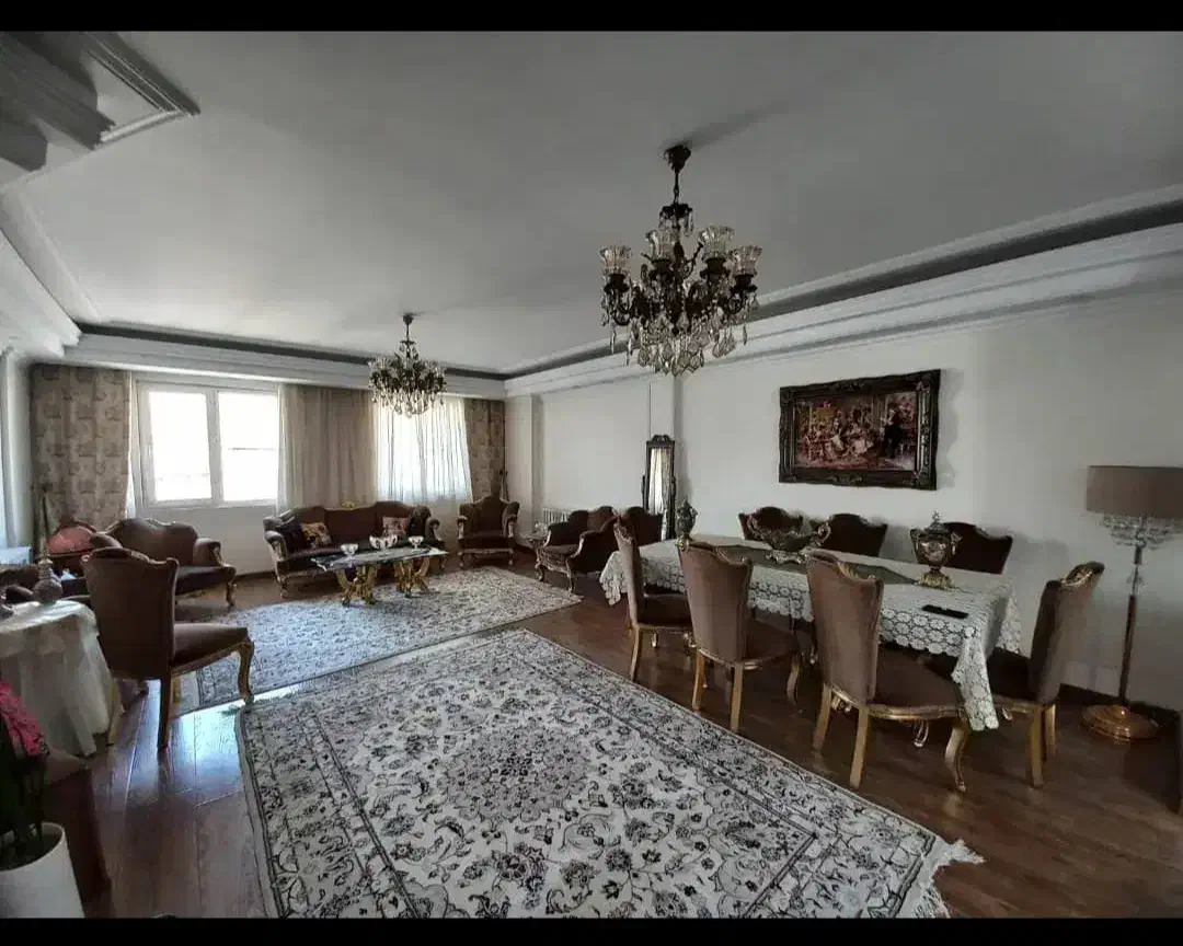 مبلمان استیل ورق طلا همراه میز غذا خوری ۸ نفره|مبلمان خانگی و میز عسلی|تهران, نیلوفر|دیوار