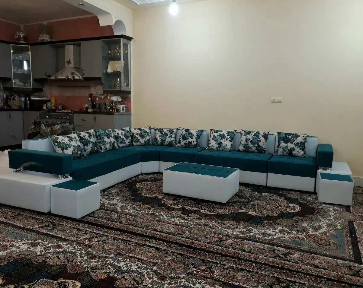مبل راحتی ال   با جذابیت و طرحی دلنشین|مبلمان خانگی و میز عسلی|تهران, شهرک شریفی|دیوار