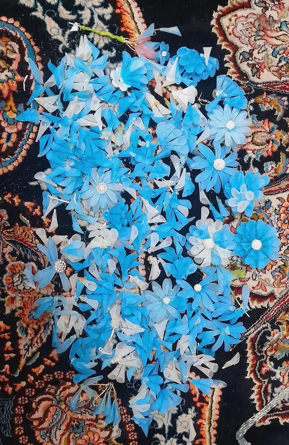 فروش لوازم گلسازی کریستالیگلدان سرامیکی نصف قیمت|گل مصنوعی|یزد, |دیوار