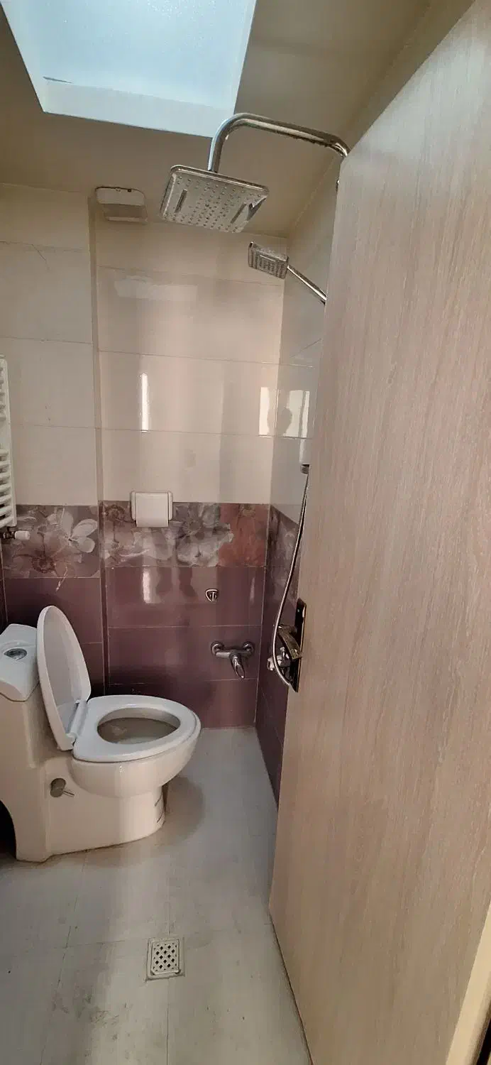 رهن و اجاره آپارتمان طبقه دوم ۱۰۲متری