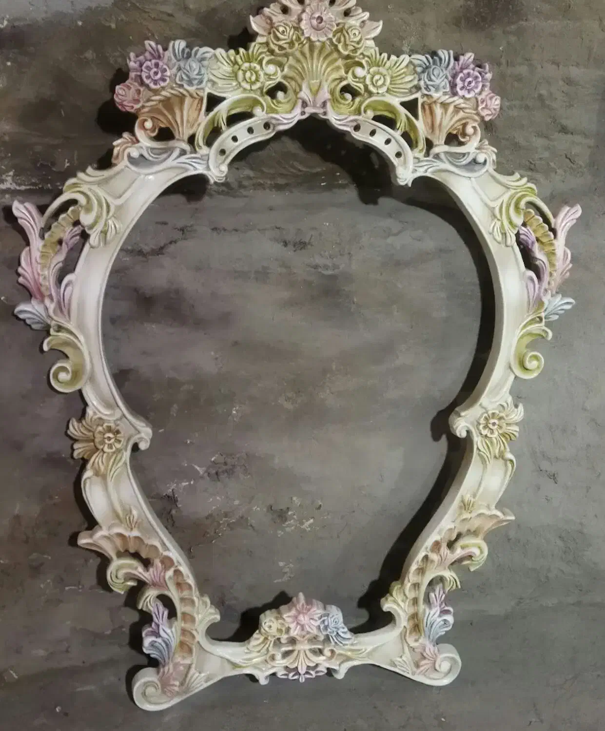 رنگ کاری انواع مصنوعات چوبی|خدمات پیشه و مهارت|کرمان, |دیوار