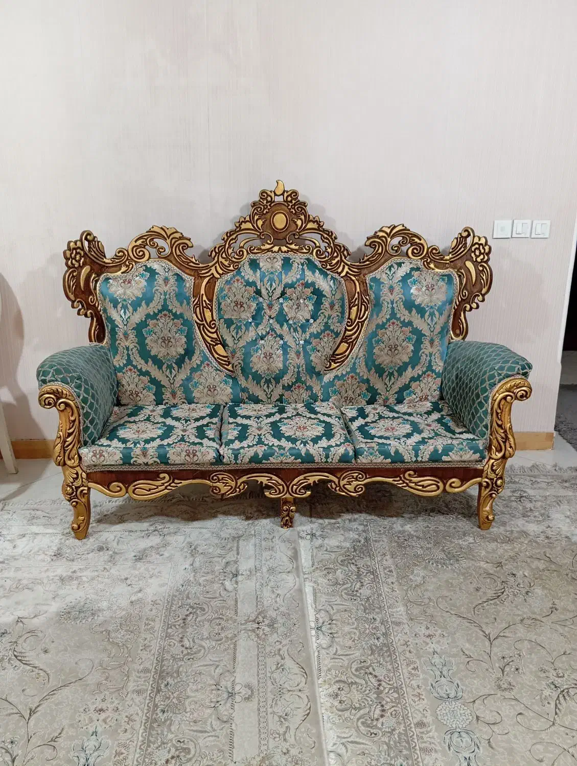 مبل کارکرده طرح سلطنتی|مبلمان خانگی و میز عسلی|تهران, کیانشهر|دیوار