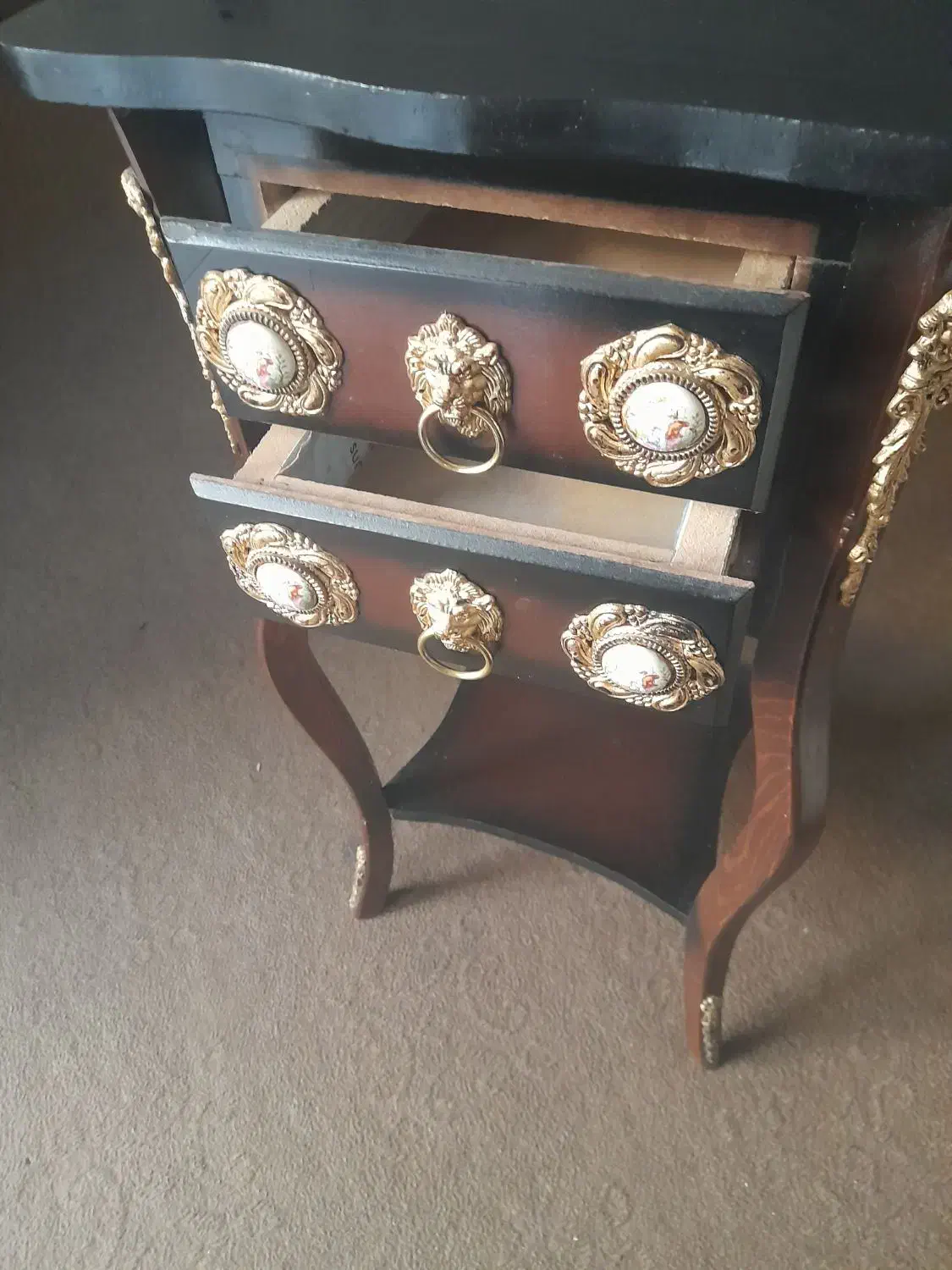 میز تلفن|میز تلفن|کرمانشاه, |دیوار