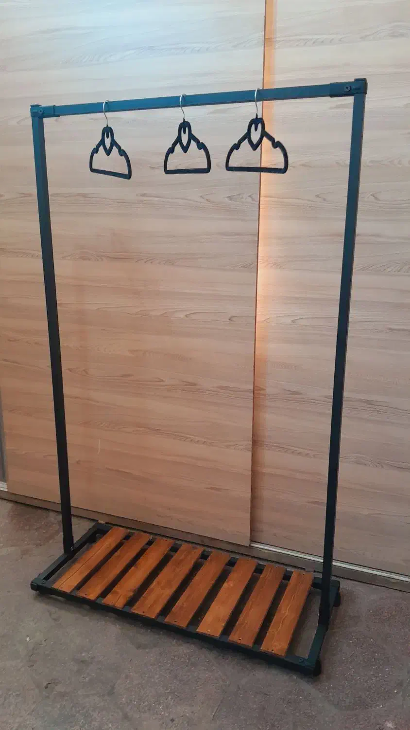 رگال لباس|جاکفشی، کمد، دراور|قم, چهل درخت‎|دیوار