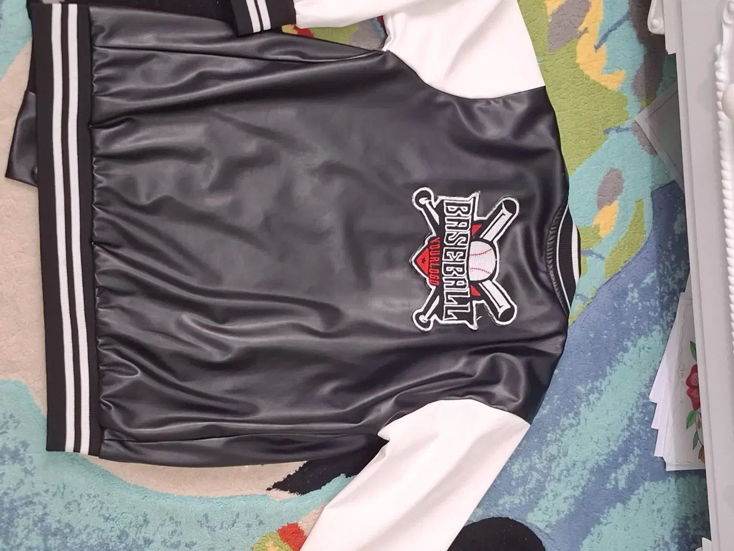 سویشرت بیس‌بیسبالی چرم سایز 3|لباس|مهاجران, |دیوار