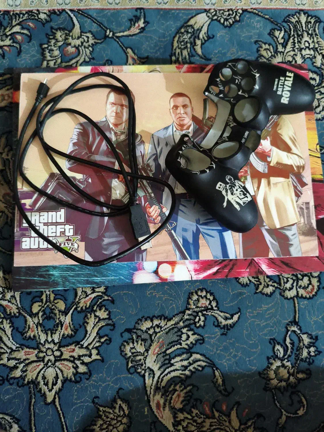 شارژر و قاب دسته ps4|کنسول، بازی ویدئویی و آنلاین|کرج, برغان|دیوار