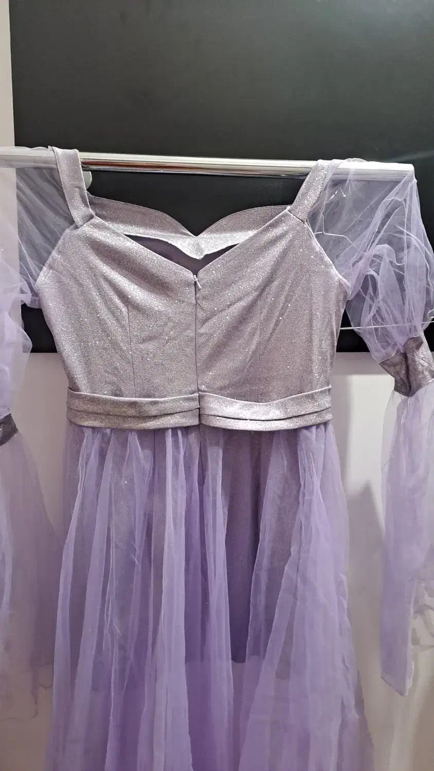 لباس مجلسی|لباس|قم, شاه سید علی|دیوار