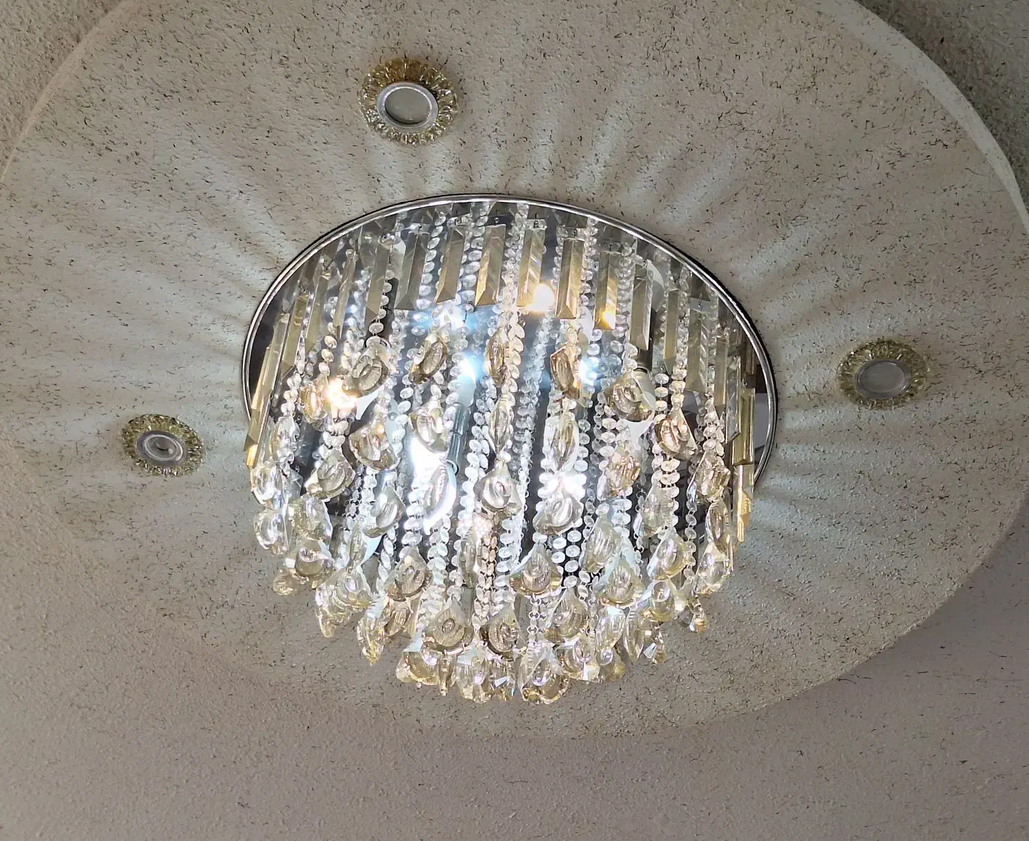 لوستر|لوستر و چراغ آویز|رشت, شهرک پردیسان|دیوار