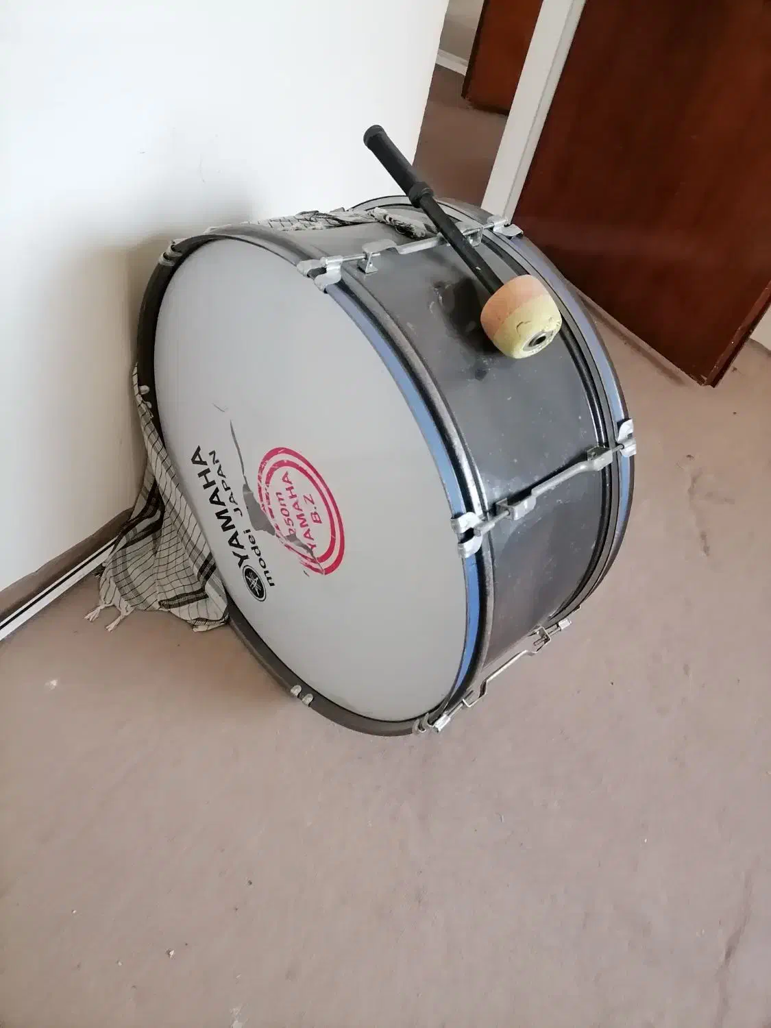 یک عدد طبل به فروش می‌رسد|درام و پرکاشن|تبریز, |دیوار