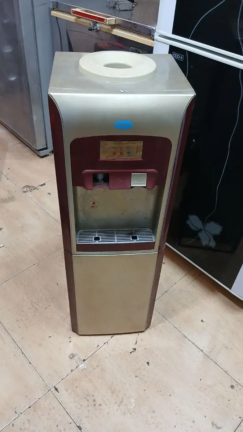 آبسردکن سالم.|آبسردکن و تصفیه آب|بندرعباس, |دیوار