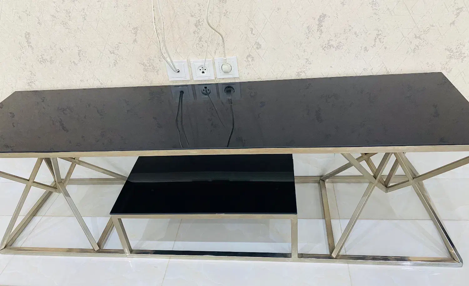 میز تلویزیون و جلومبلی|میز تلویزیون|مهاباد (آذربایجان غربی), |دیوار