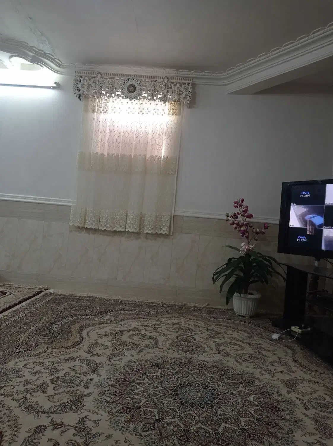 یک واحد تجاری و مسکونی واقع در خیابان جام جم 26|فروش خانه و ویلا|زابل, |دیوار