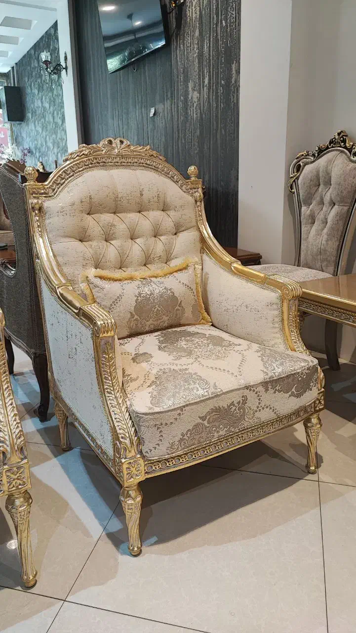 مبل کلاسیک سلطنتی استیل ( کاجی )|مبلمان خانگی و میز عسلی|سبزوار, پاسداران|دیوار