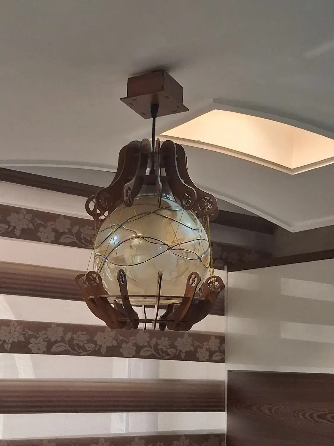 لوستر|لوستر و چراغ آویز|بهارستان, |دیوار