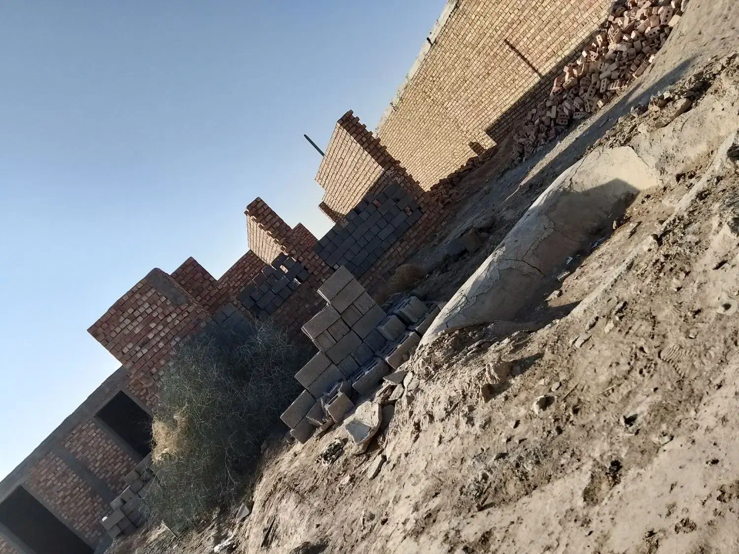 زمین ومنزل فروشی|فروش زمین و ملک کلنگی|بمپور, |دیوار