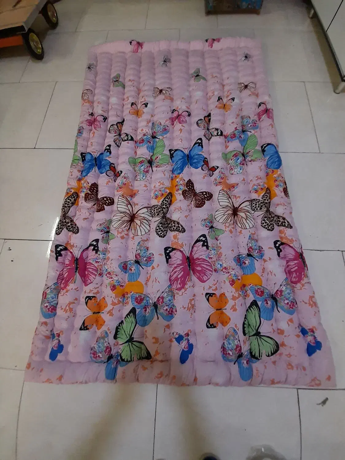 لحافدوز ی همایی|رختخواب، بالش، پتو|قم, انسجام|دیوار