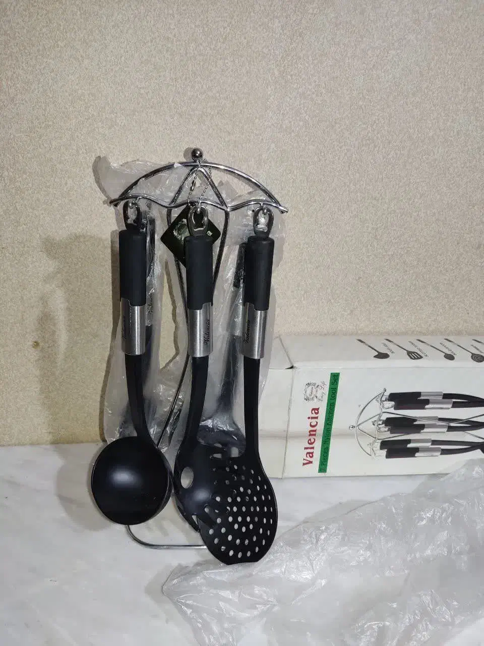 Valencia سرویس|ظروف پخت‌وپز|مشهد, آبکوه|دیوار