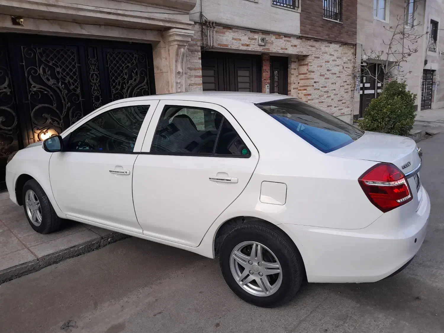 جیلی اکسلنت صفر بی رنگ|خودرو سواری و وانت|محمدیه-قزوین, |دیوار