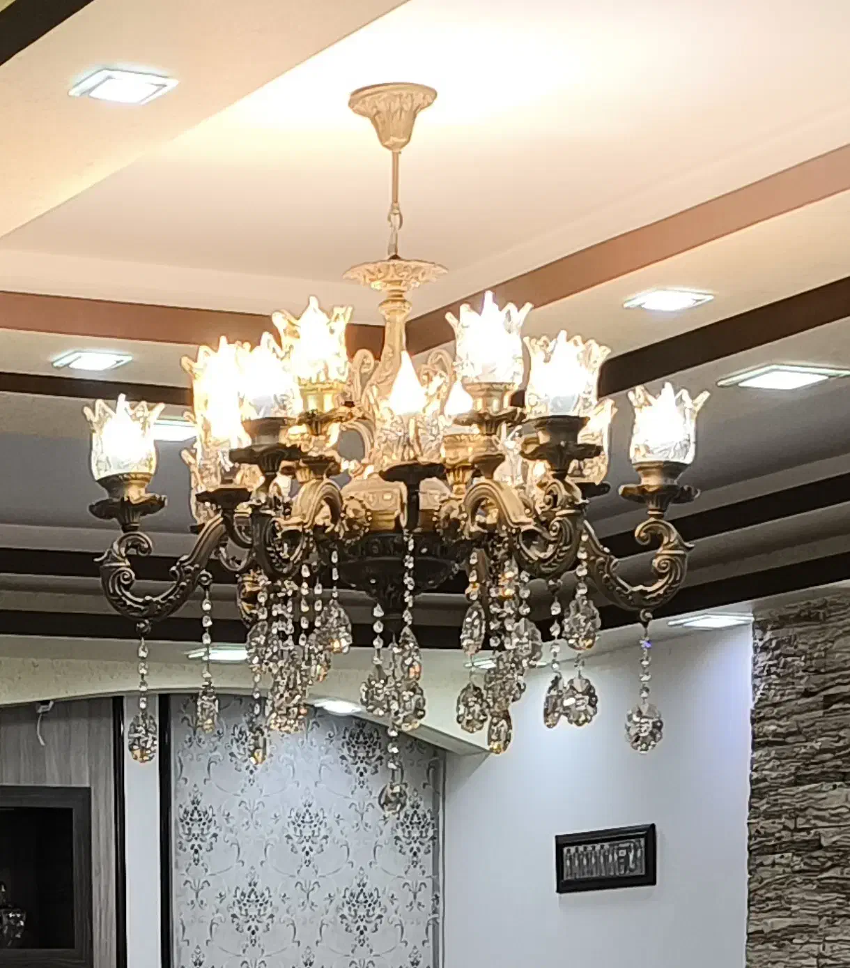 لوستر برنجی|لوستر و چراغ آویز|لنجان, |دیوار