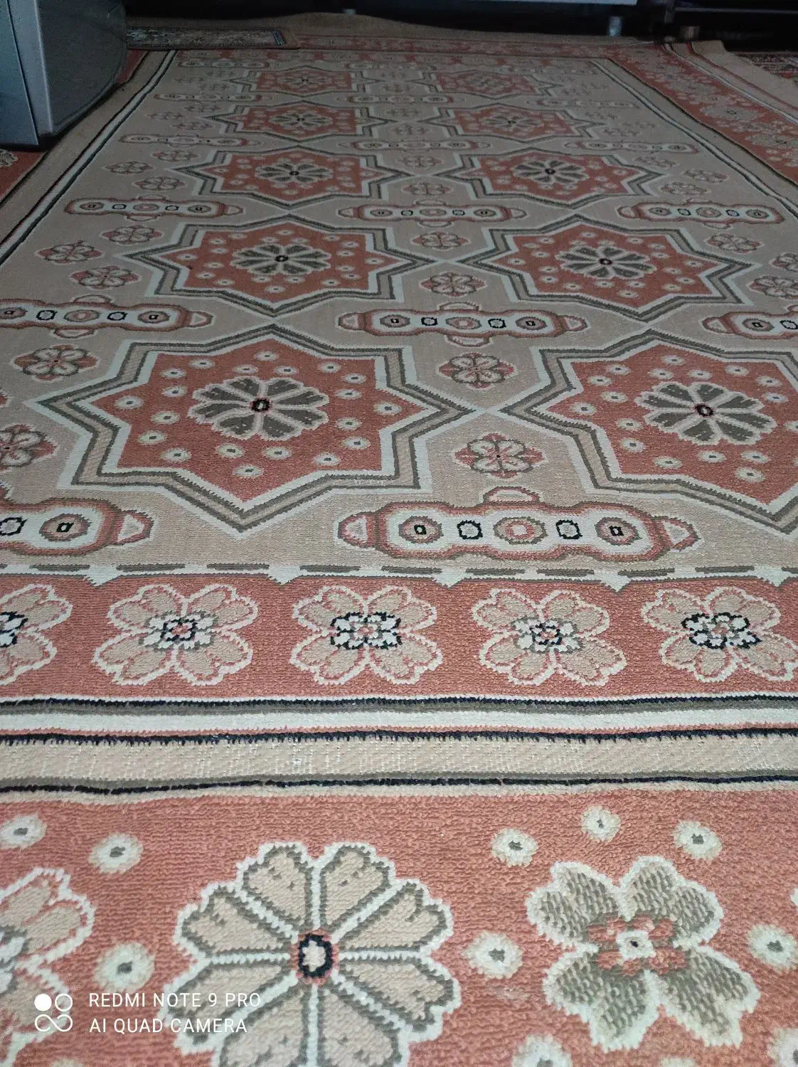 گلیم،فرش|گلیم، جاجیم، گبه|قدس, شهر‌قدس|دیوار