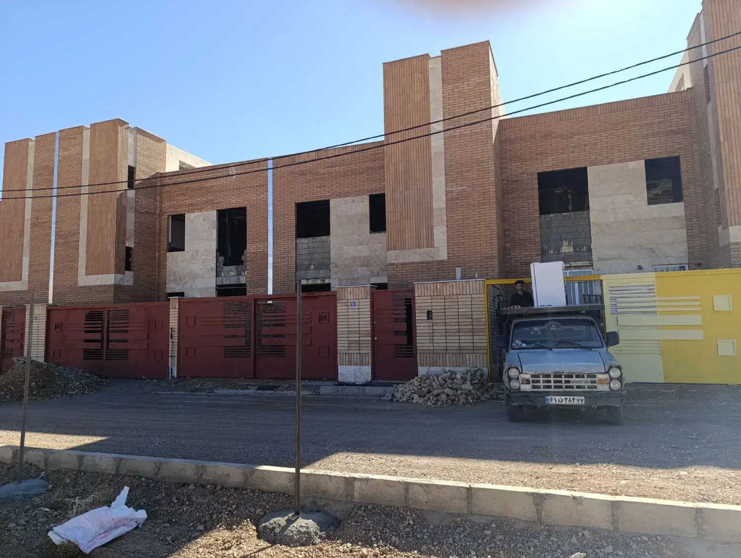 مسکن ملی منظریه طبقه همکف حیاط دار|فروش آپارتمان|شهرضا, |دیوار