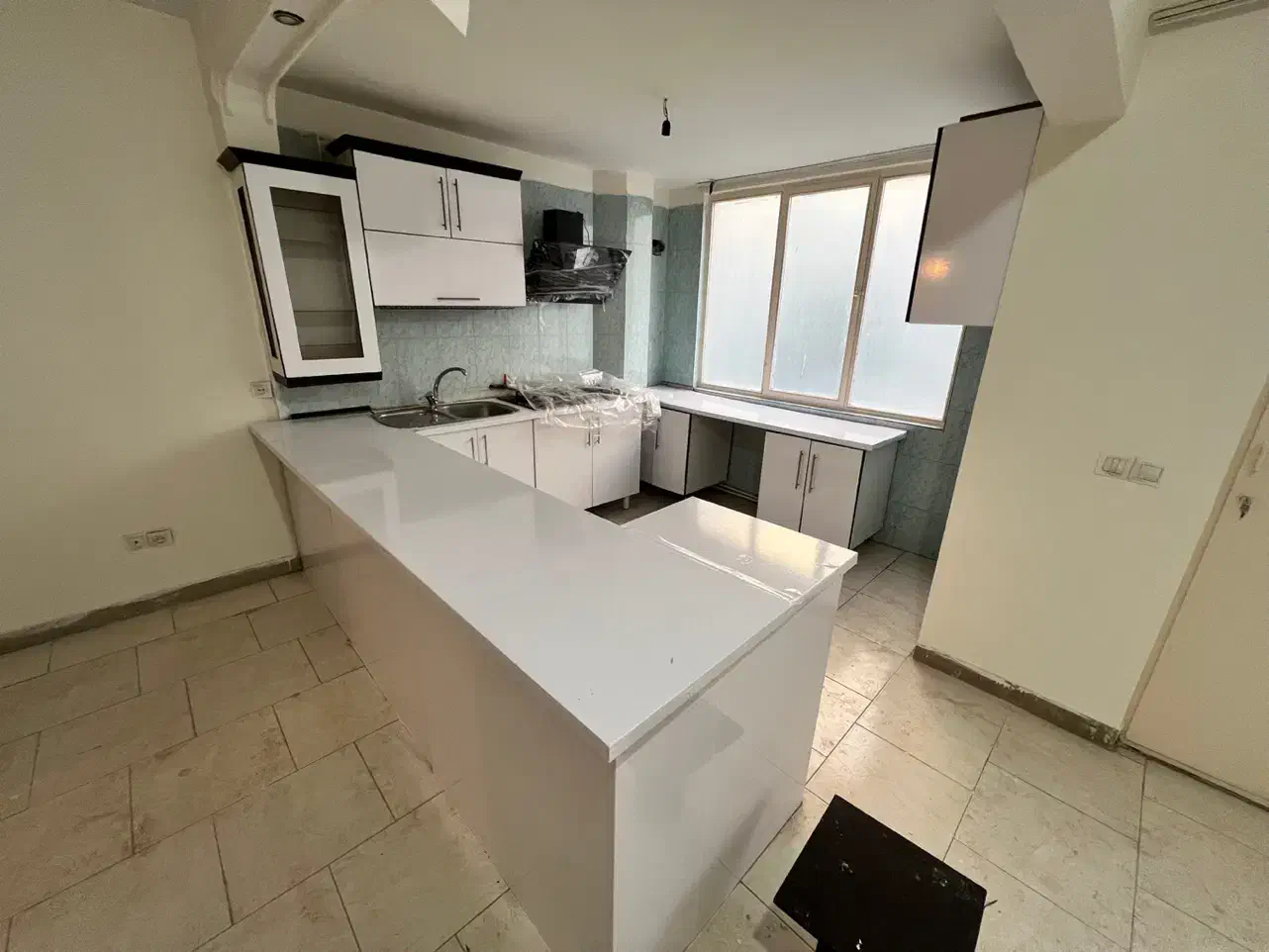 اجاره آپارتمان70متری/2خوابه/مرکز شهر نیلوفر آبی|اجارهٔ آپارتمان|ورامین, ورامین|دیوار