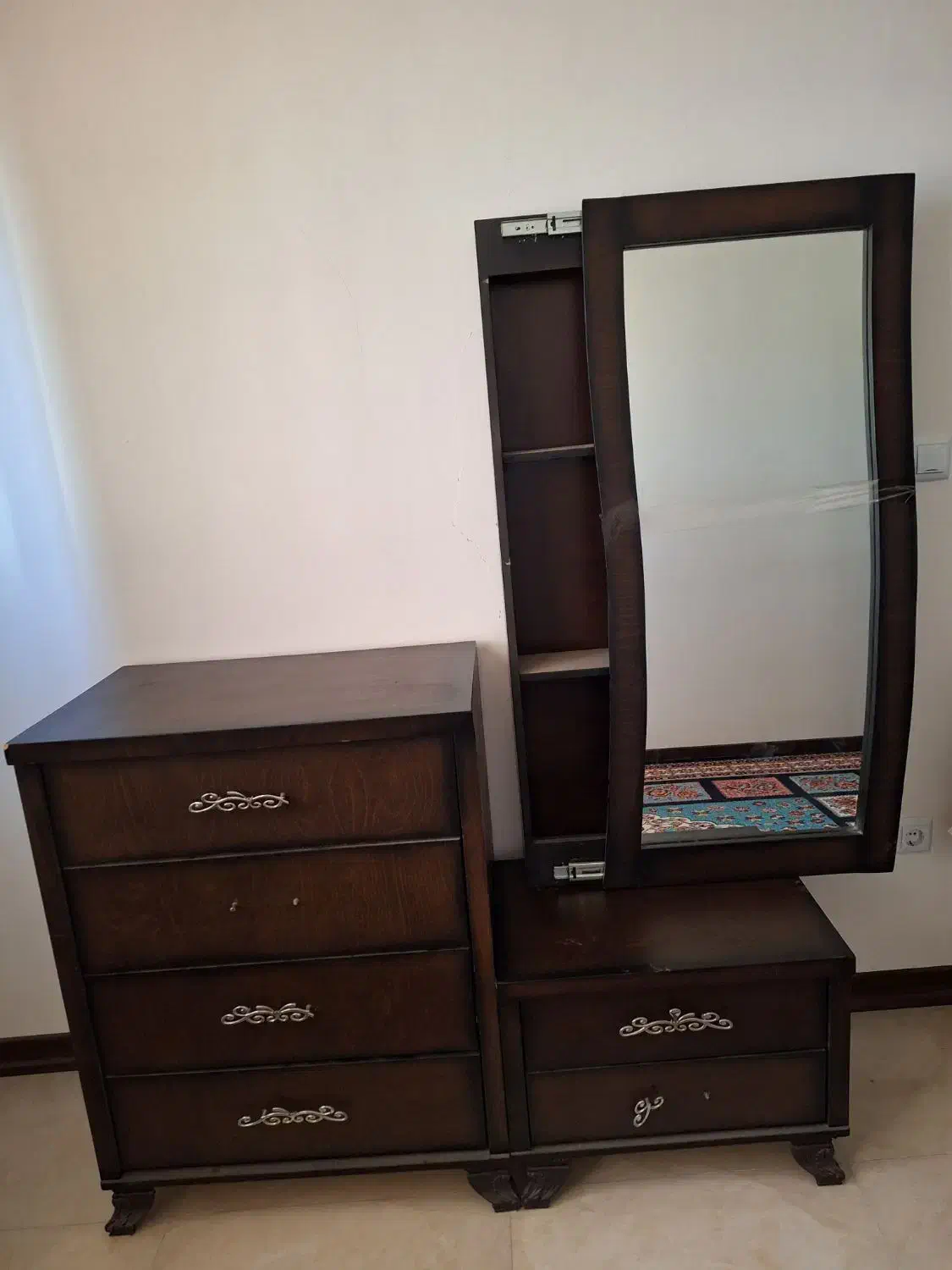 دراور سالم کشوها ریلی فقط دسته هاش باید عوض بشن|جاکفشی، کمد، دراور|اراک, |دیوار