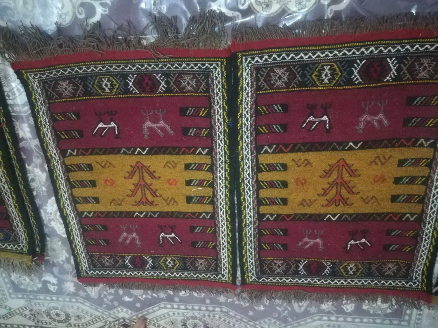 گلیم پادری دستبافت کرمانج.|گلیم، جاجیم، گبه|بجنورد, |دیوار