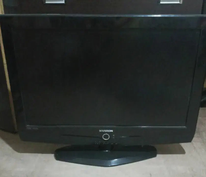 فروش تلویزیون ۳۱ اینچ|تلویزیون و پروژکتور|سیرجان, |دیوار