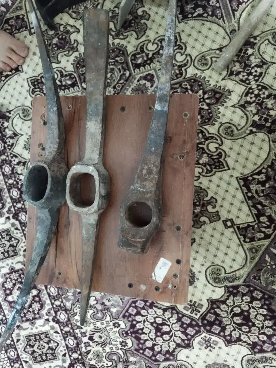 وسایل بنایی. کلنک. سینک. قالی دست بافت|فرش|مشهد, خواجه ربیع|دیوار